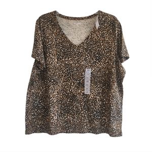 CHEETAH PRINT V-NECK TEE NWT SZ LARGE